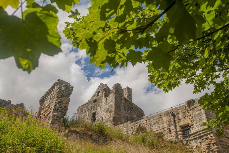 Ravenscraig Castle and Park 