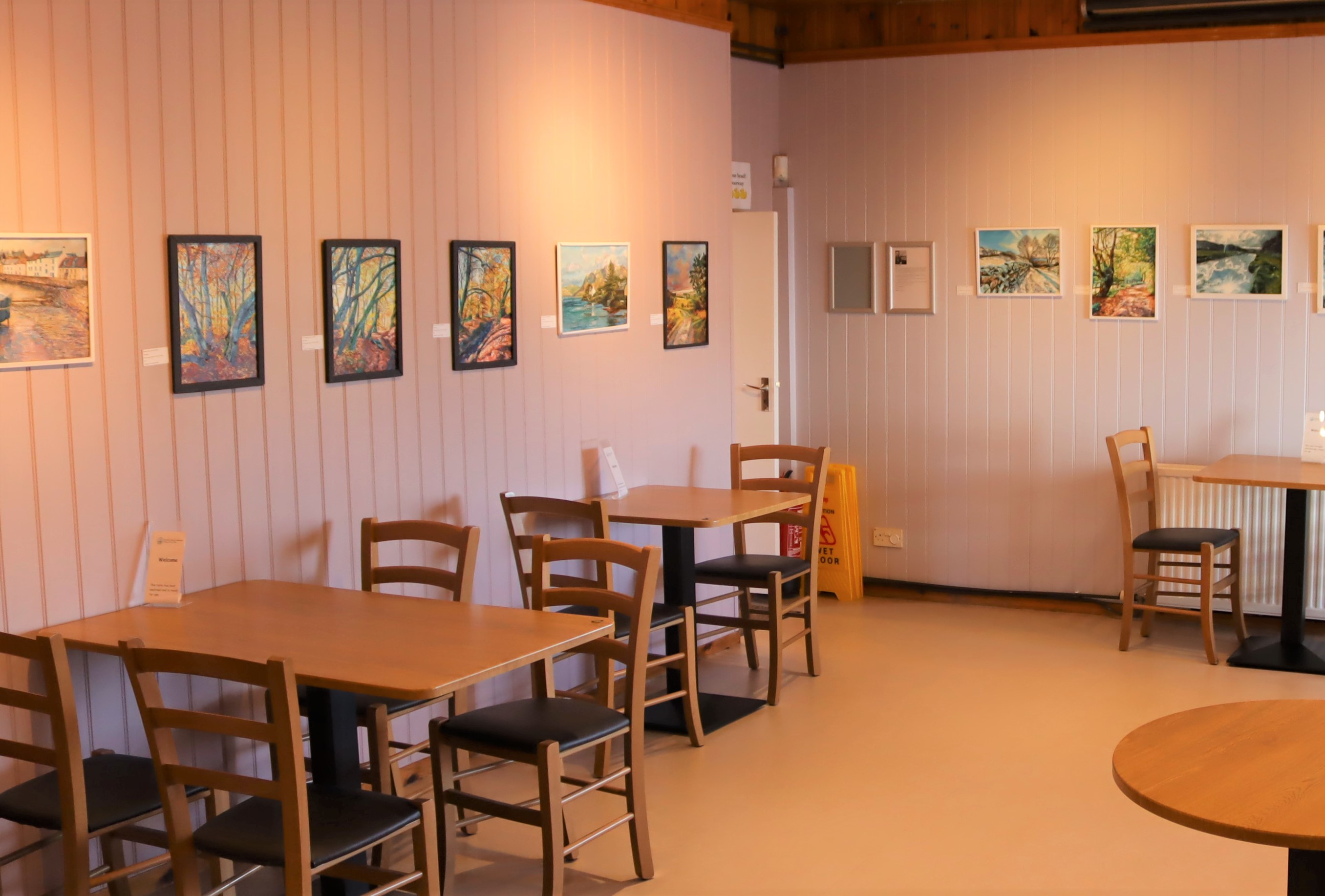 Waves café