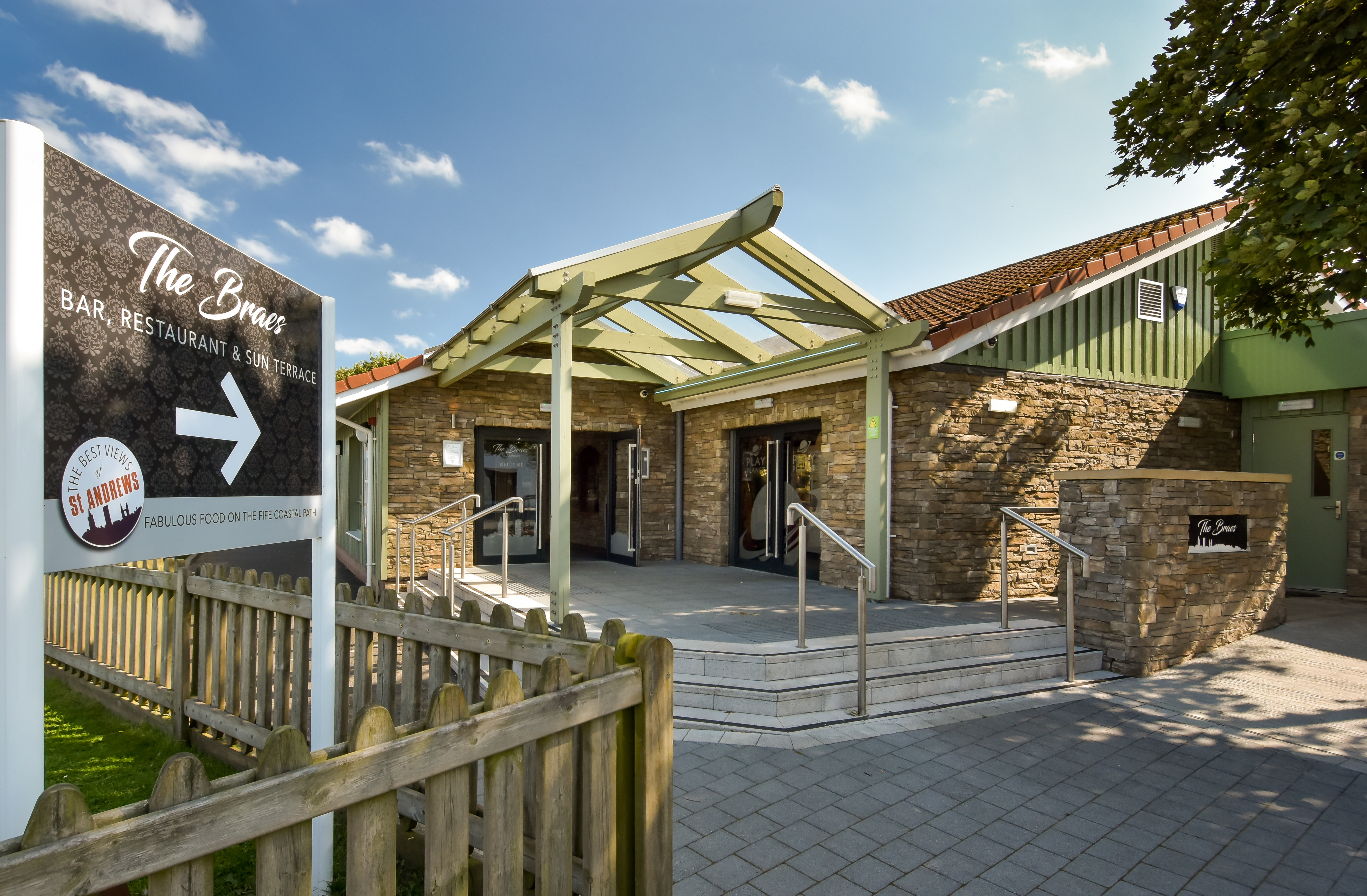 The Braes Bar and Restaurant 
