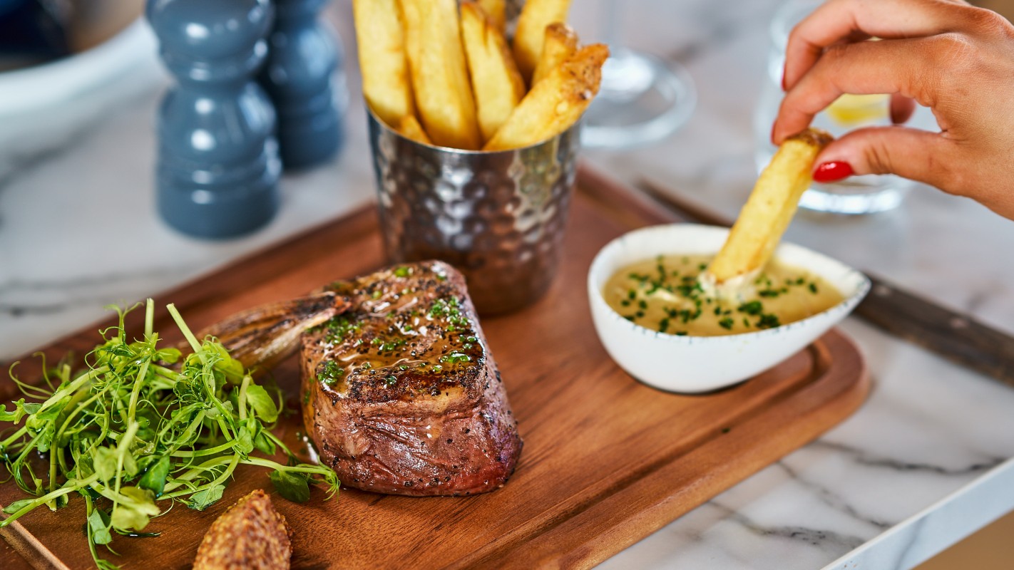 Fife Catering The Niblick Restaurant & Bar