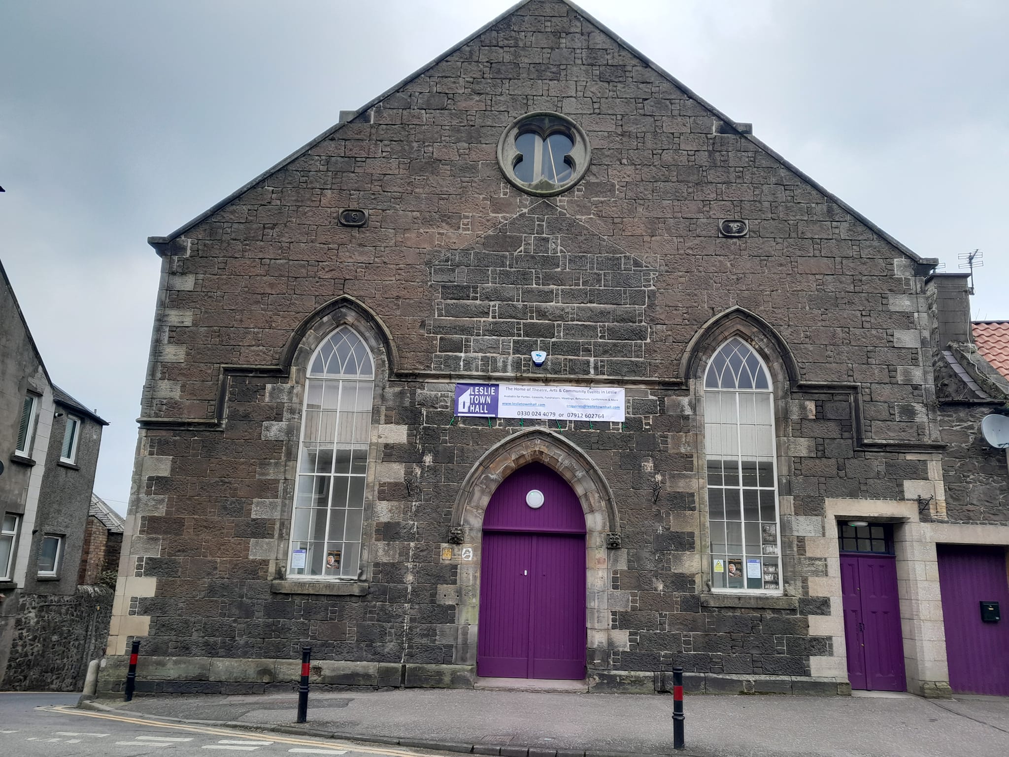 Leslie Town Hall 