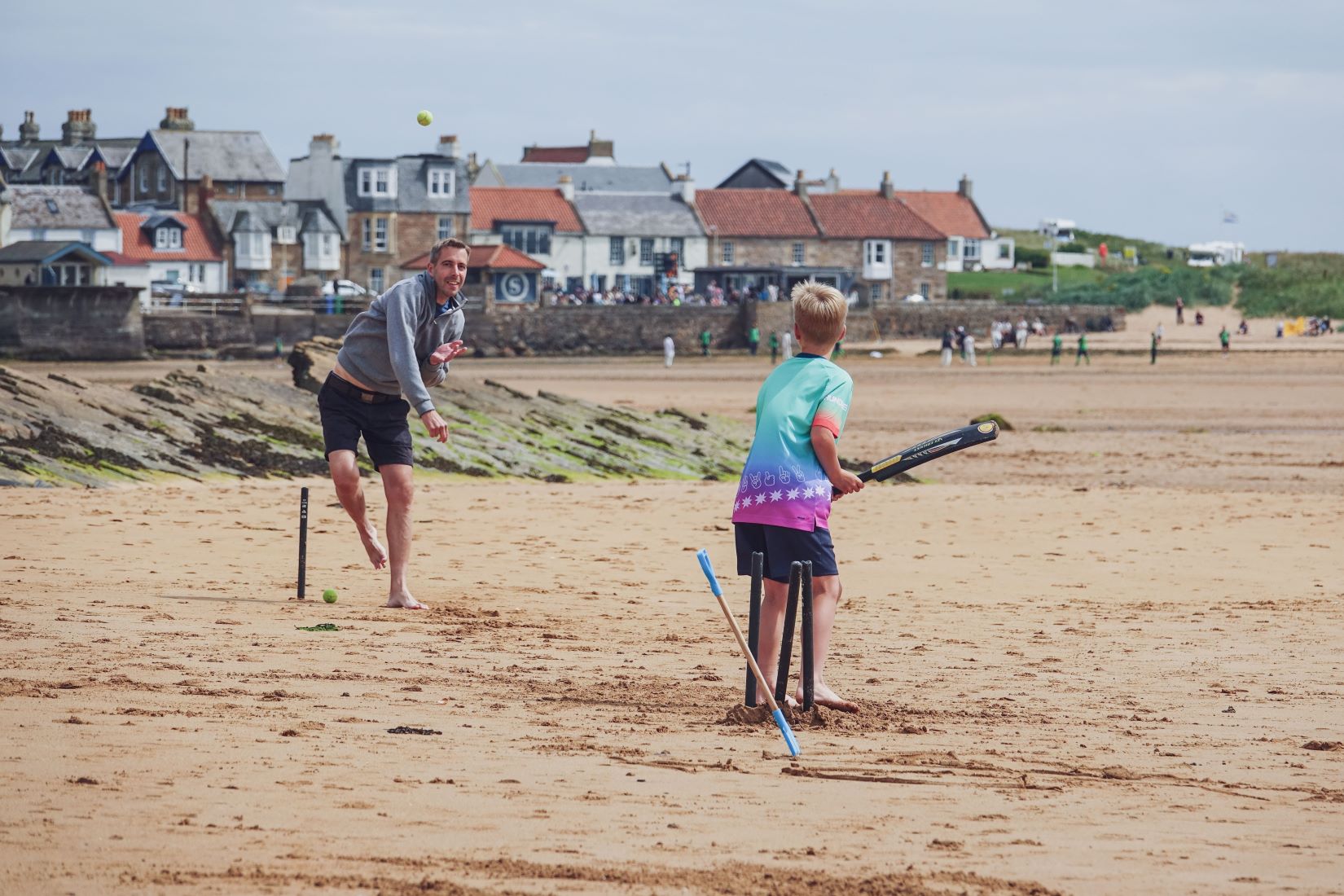 elie cricket family