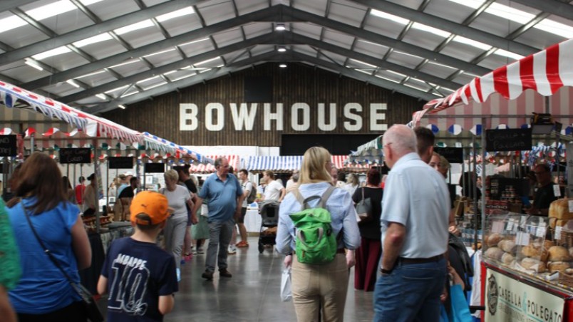 Bowhouse