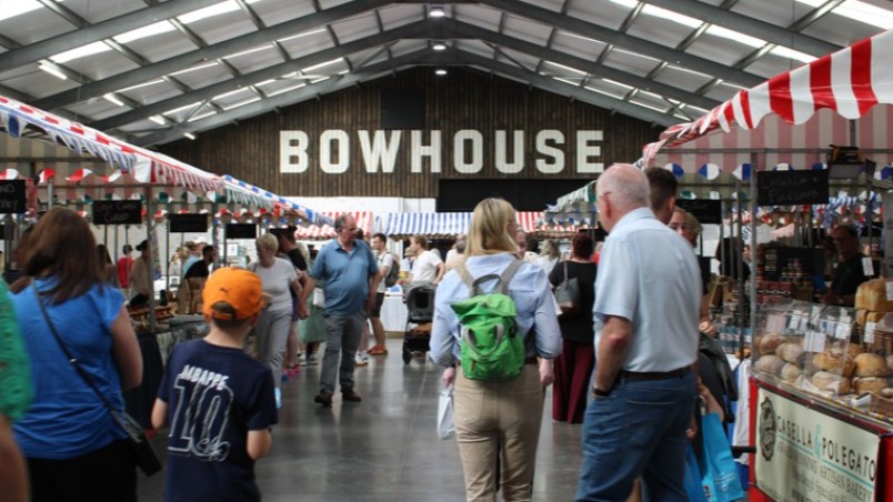 Bowhouse