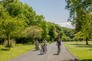 Pittencrieff Park