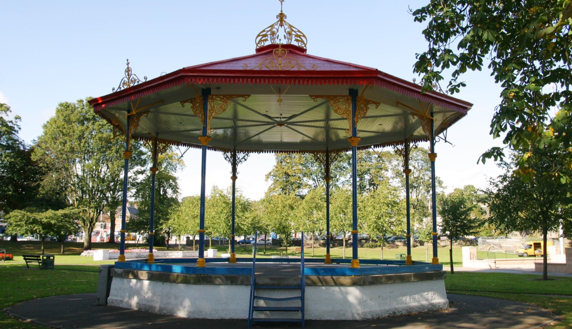 to Fife Spotlight on Cupar